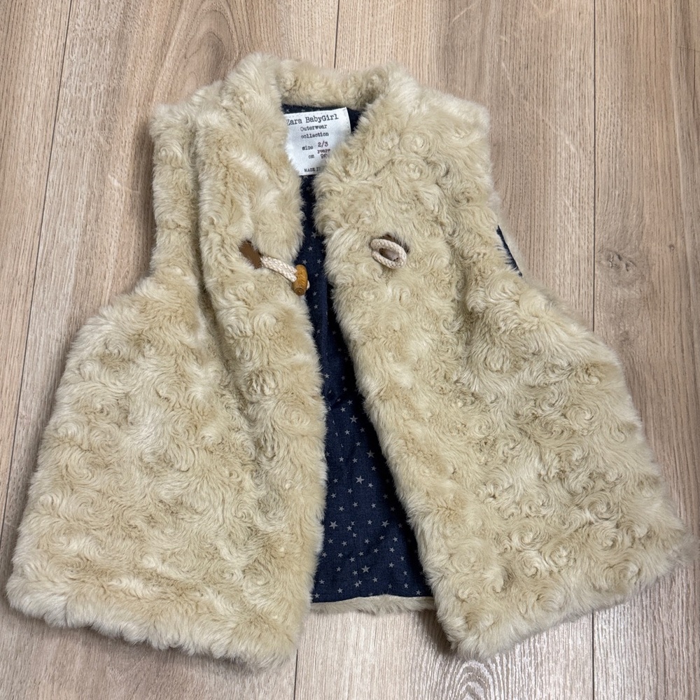 Zara Baby Girl outerwear collection faux fur vest size 2/3